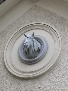 Marché aux Chevaux 4