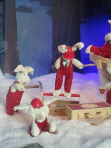 Xmas window BHV bunnies hammer