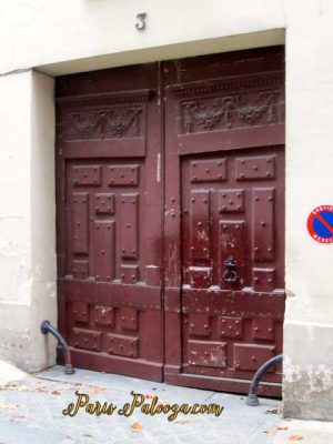 Paris Door from the 1600's